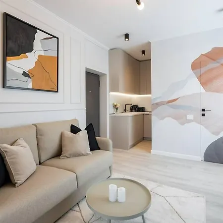 Charming - Netflix + Balcony *