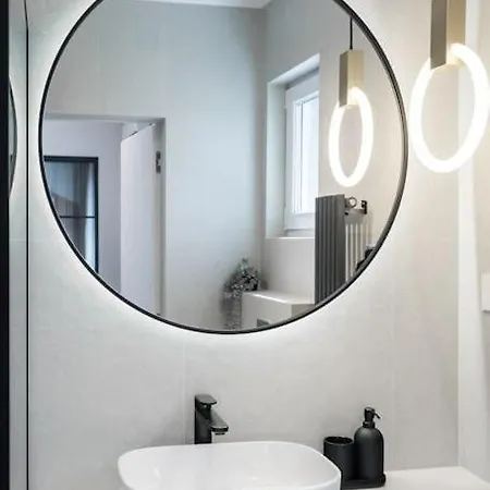 Apartament Charming - Netflix + Balcony