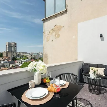 Apartamento Charming - Netflix + Balcony Bucarest