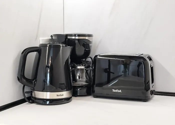 Charming - Netflix + Balcony 아파트