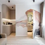 아파트 Charming - Netflix + Balcony *