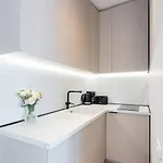 아파트 Charming - Netflix + Balcony